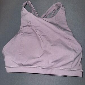 •Lululemon Sports bra 
•Halter top look 
•Pink
•Size 6